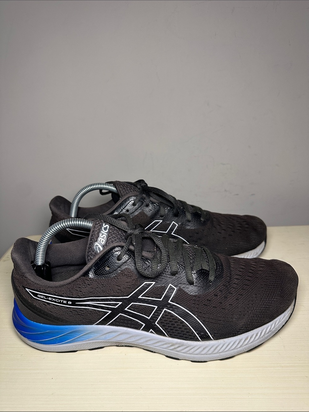 Asics gel-excite 8 dark gray with black and blue accents Running sneakers